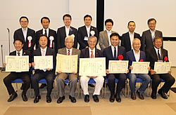 スポーツ振興大賞はじめ７団体が受賞
